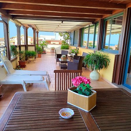 "Appartamento Del Mare Gliaca" Con Vista Isole Eolie,Ampia Terrazza,Wifi E Parcheggio Privato Gratuito Piraino Luaran gambar