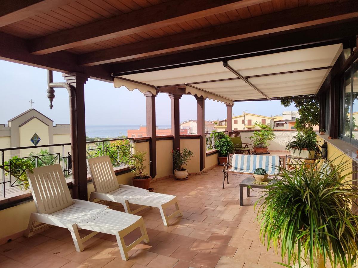 "Appartamento Del Mare Gliaca" Con Vista Isole Eolie,Ampia Terrazza,Wifi E Parcheggio Privato Gratuito Piraino Luaran gambar