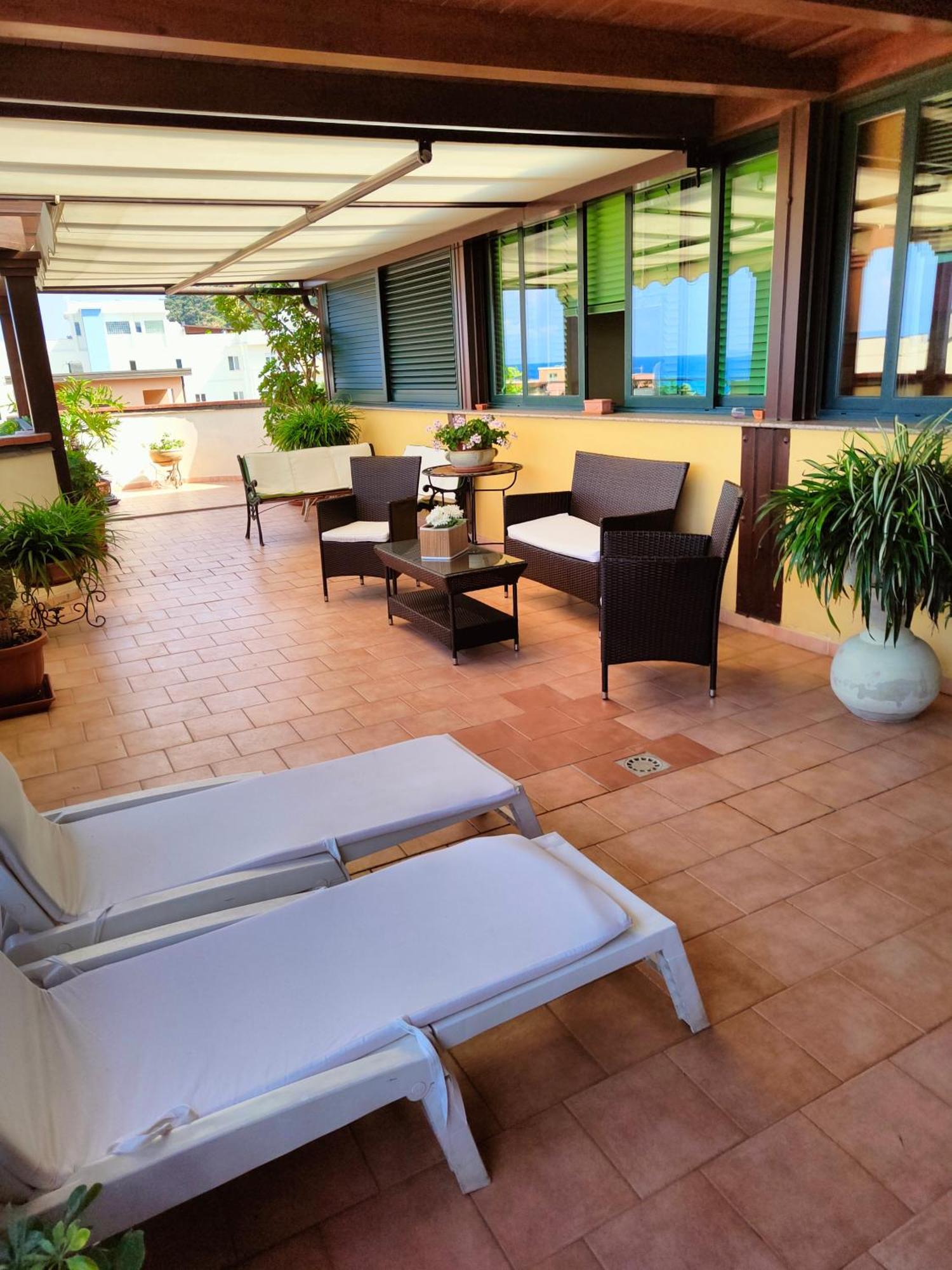 "Appartamento Del Mare Gliaca" Con Vista Isole Eolie,Ampia Terrazza,Wifi E Parcheggio Privato Gratuito Piraino Luaran gambar